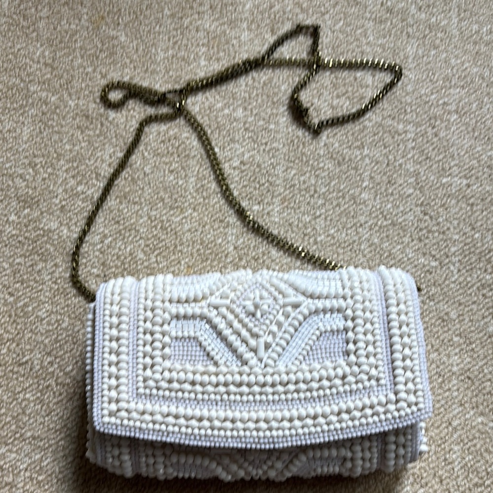 White Beaded Crossbody Clutch with Chain Strap